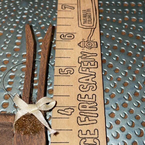 Vintage Handmade Clothespin Reindeer Christmas Ornament - Picture 6 of 7